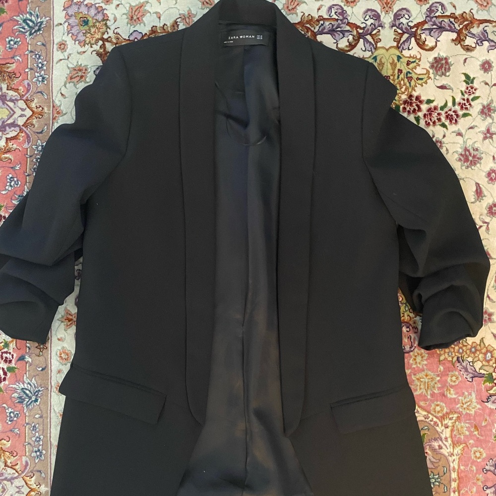 Black Zara blazer